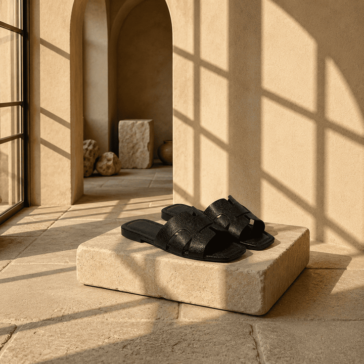 Sandali Donna Slip-On dal Design Moderno