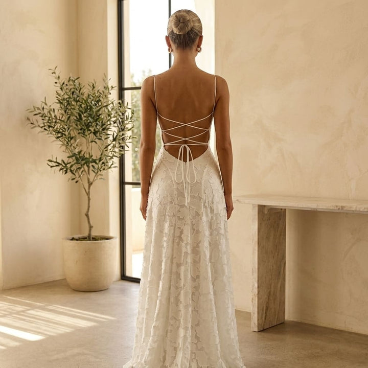 Clarissa — Abito Elegante in Pizzo